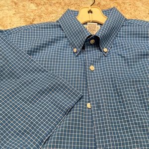 L L Bean Short Sleeve Button Down Shirt - Large